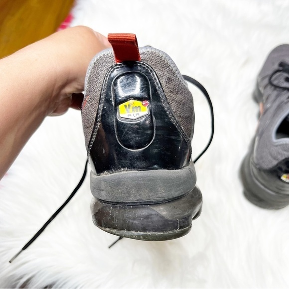 Nike Airmax Vapormax Plus Cool Gray Team Orange Sneakers Size 10.5 Running - Picture 14 of 15